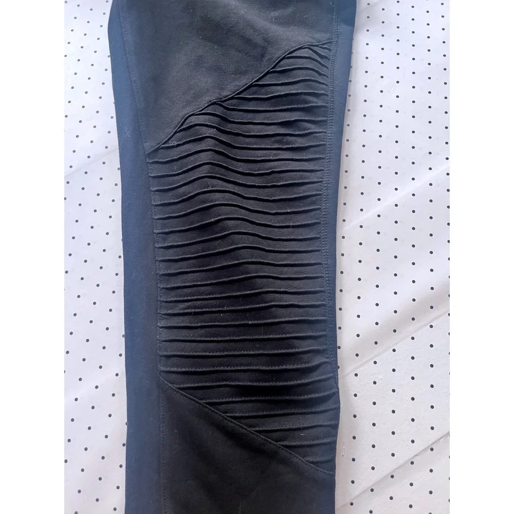 Alo Yoga Moto Leggings Womens XS Black Ribbed Biker Jogger Pants Zip Pockets